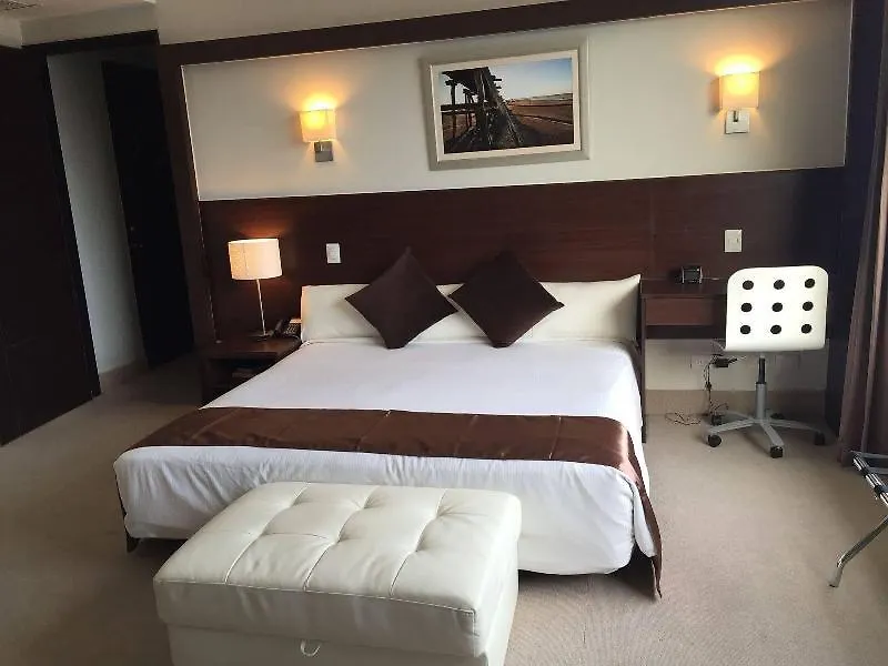 Weston Suites Hotel Santo Domingo 4*,  Dominikanska republiken